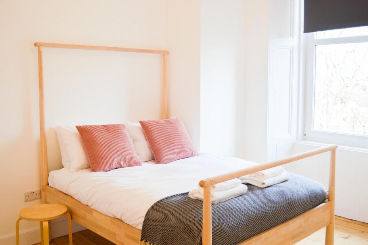 Modern 1 Bedroom Flat In The Heart Of EDI Exterior foto