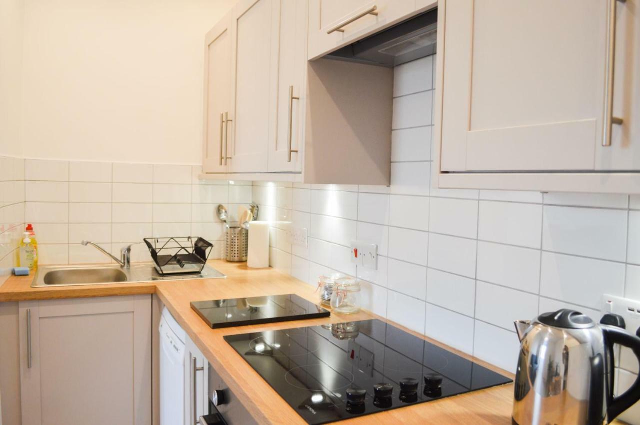 Modern 1 Bedroom Flat In The Heart Of EDI Exterior foto